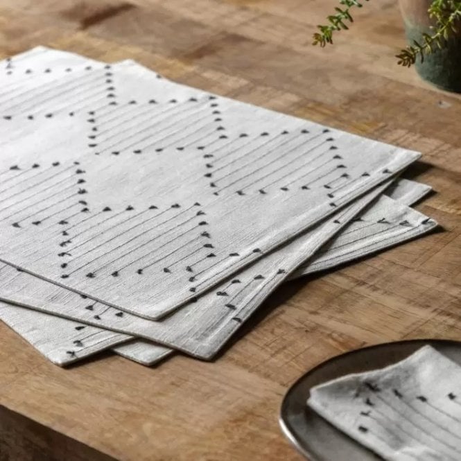 Diamond Weave Placemats: Set of 4